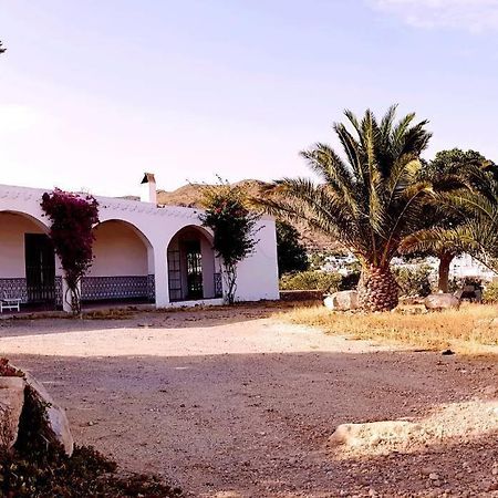 Nijar Has Been Described As One Of The Most Picturesque Towns In The Whole Of Spain. A Visit To Nijar Guarantees The Traveller A Flavour Of The 'Real' Andalusia Without The Need To Overspend On The Trip. Villa Buitenkant foto