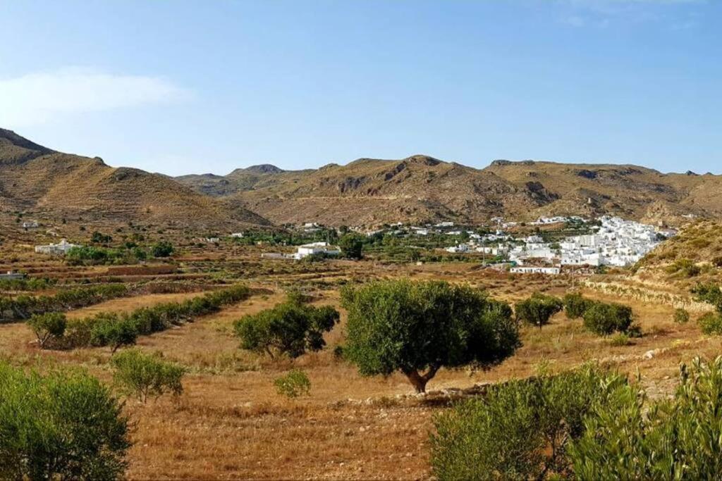 Nijar Has Been Described As One Of The Most Picturesque Towns In The Whole Of Spain. A Visit To Nijar Guarantees The Traveller A Flavour Of The 'Real' Andalusia Without The Need To Overspend On The Trip. Villa Buitenkant foto